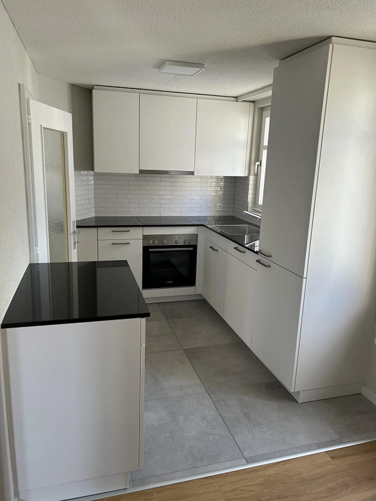 3 Room Apartment - Photo 1 of 11