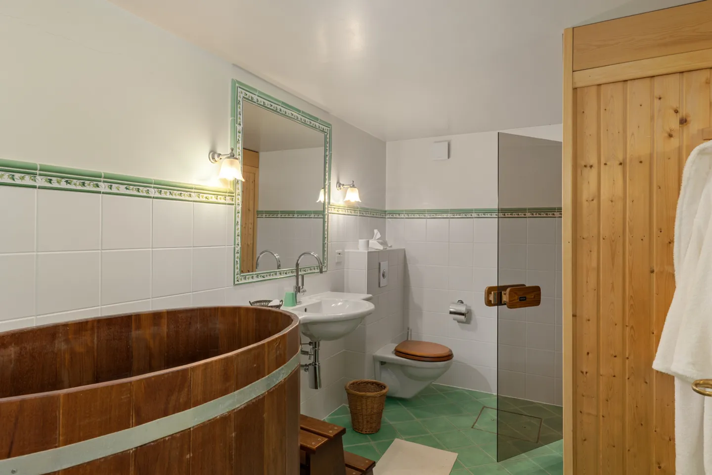 Schönes Anwesen mit beheiztem Pool und privatem Strand - Foto 9 von 9