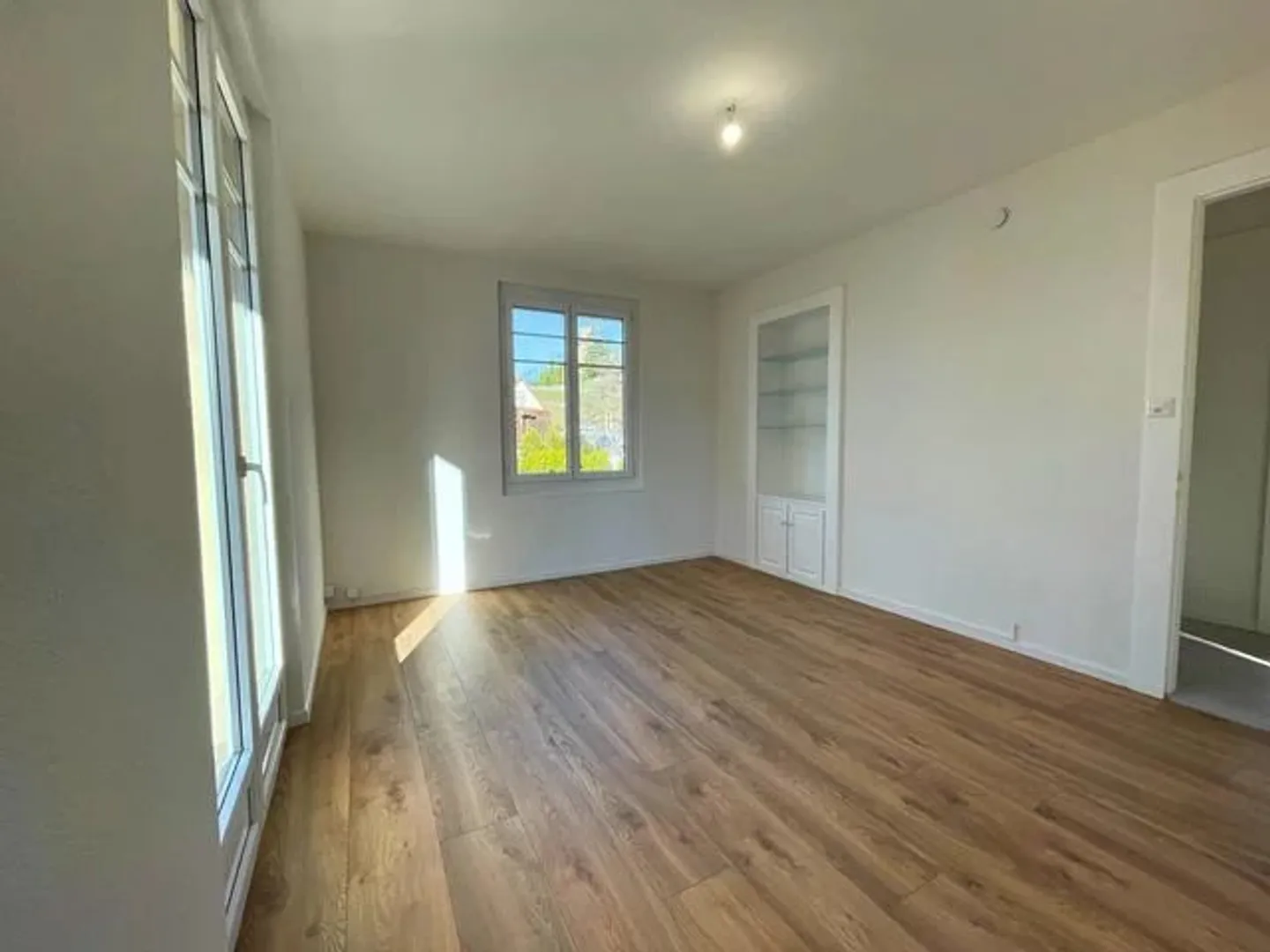 Appartamento completamente ristrutturato - 3,5 stanze al 1° piano - Foto 3 di 8