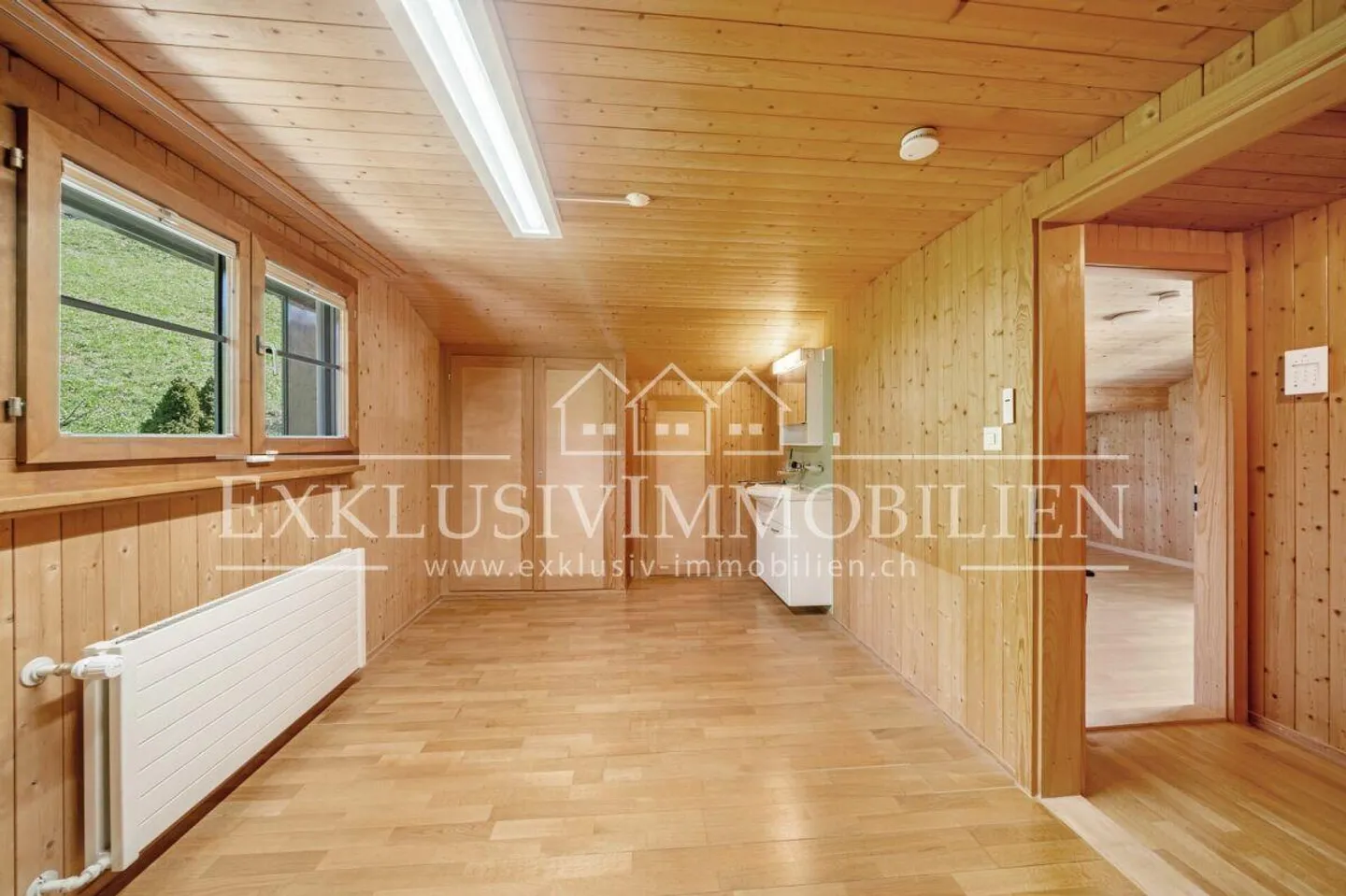 Casa unifamiliare idilliaca con giardino d'inverno e vista mozzafiato sul lago Walensee - Foto 10 di 12