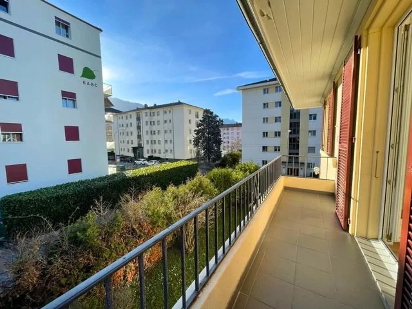 Appartamento completamente ristrutturato - 3,5 stanze al 1° piano - Foto 7 di 8