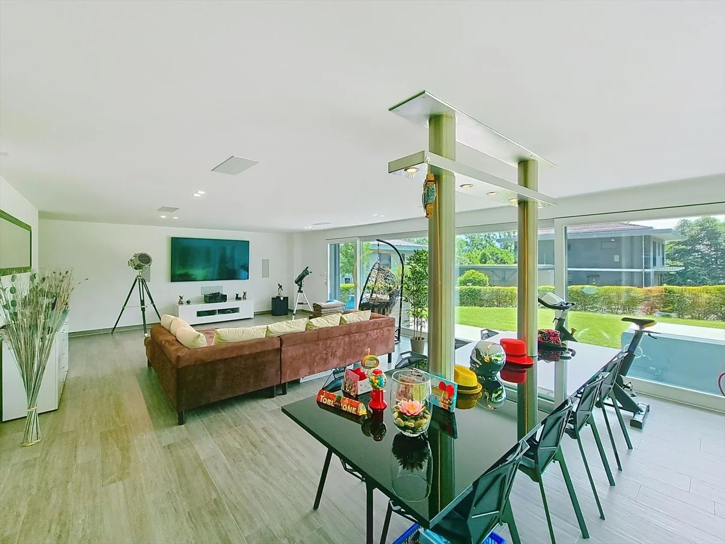 VEVEY, Oggetto raro, DA VEDERE! Villa indipendente di 6 1/2 stanze. - Foto 2 di 13