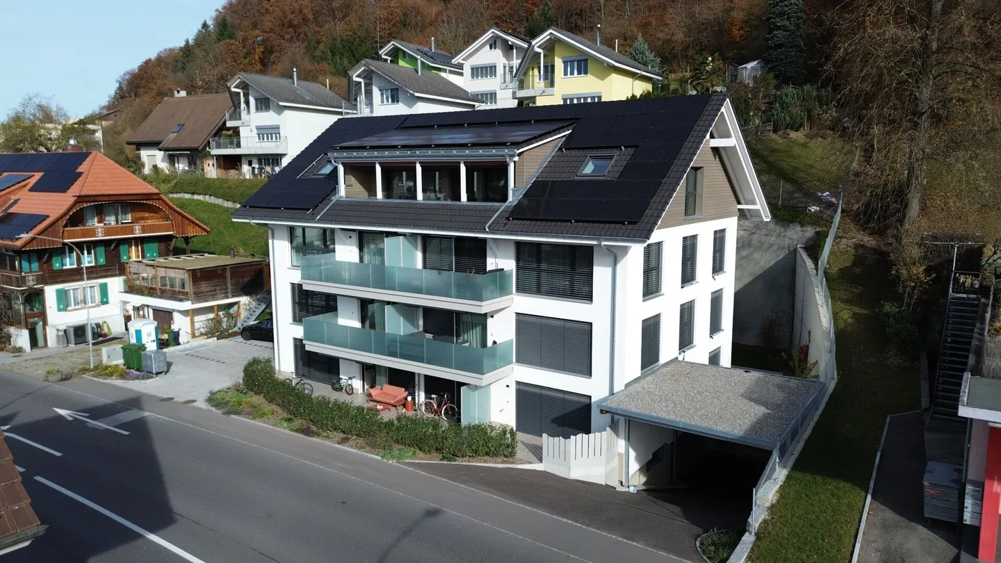 Quality down to the detail - Modern new building with high standard of finish - Photo 1 of 17