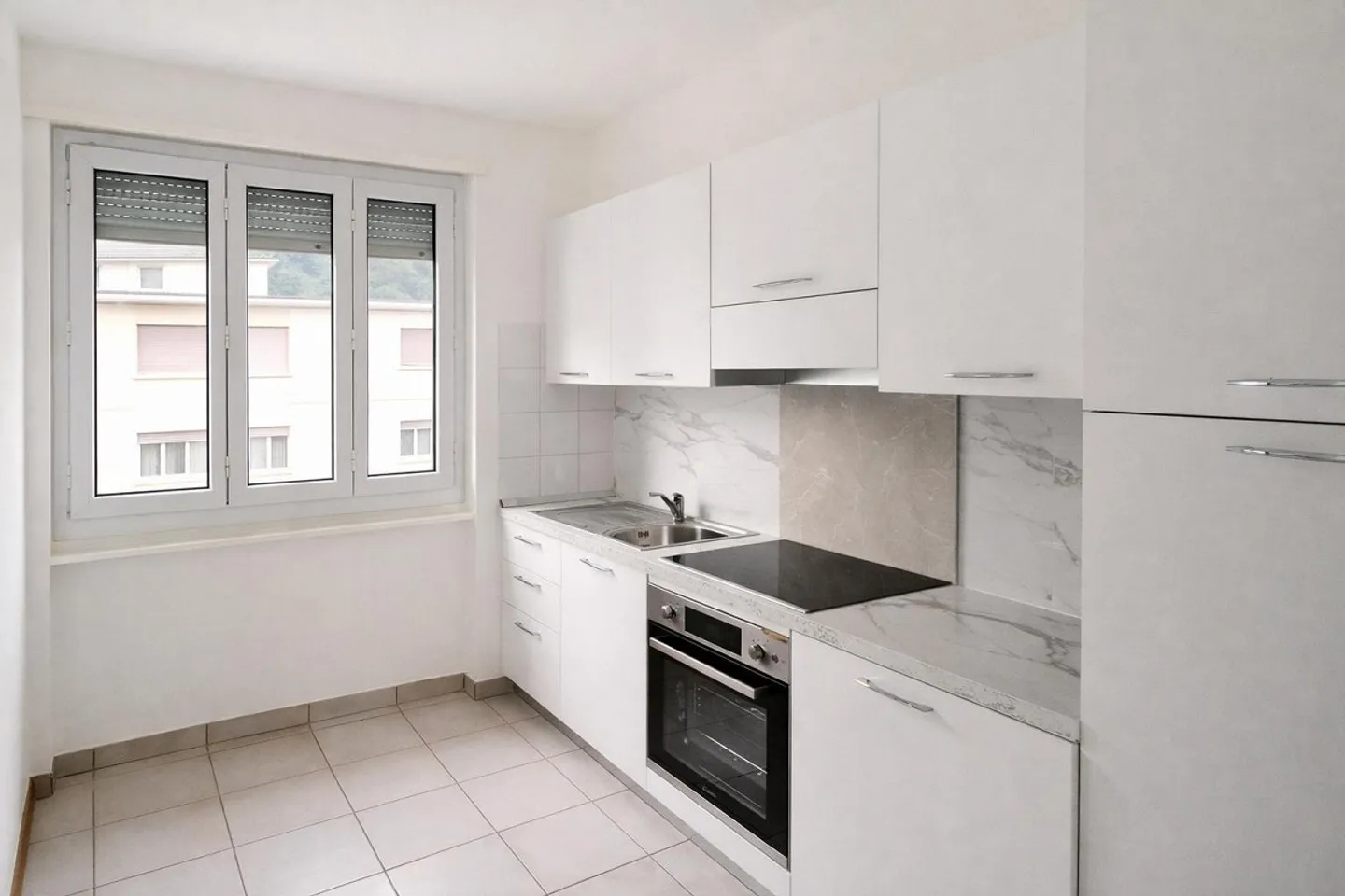 CHIASSO - AFFITTASI APP. 4 LOCALI CON TERRAZZA - Photo 2 of 4