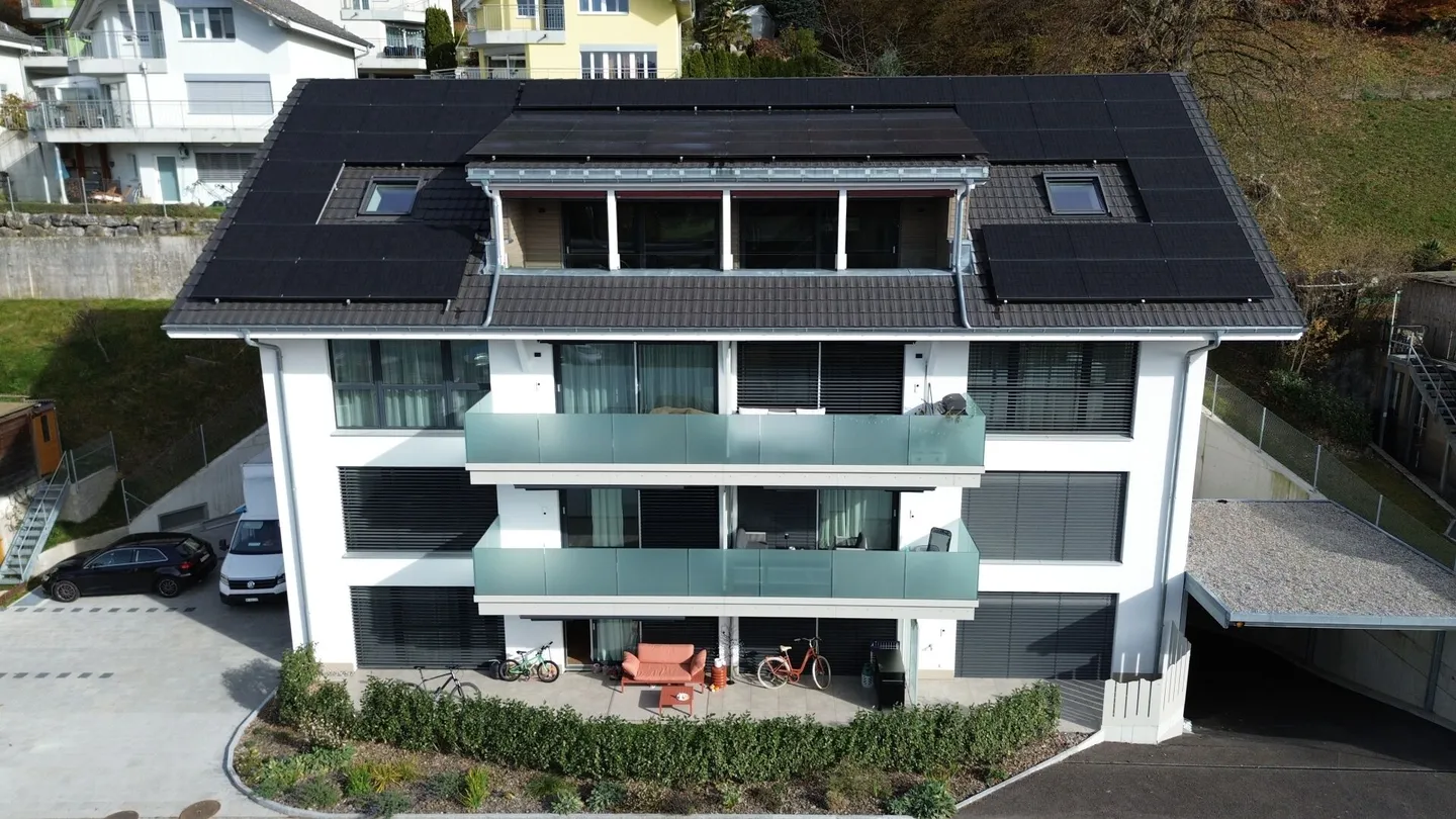 Quality down to the detail - Modern new building with high standard of finish - Photo 15 of 17