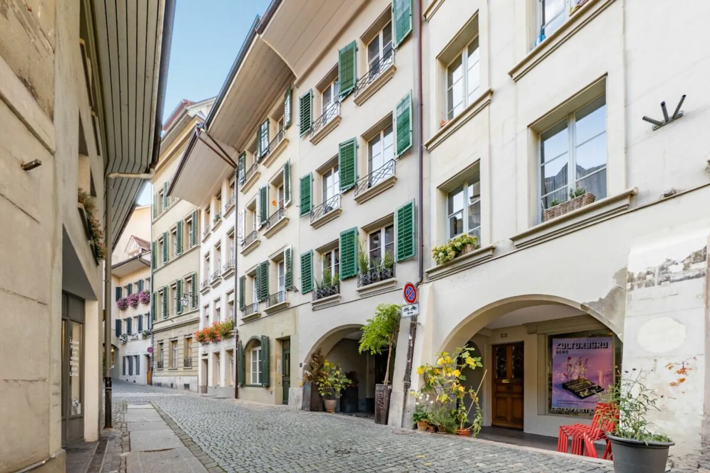 BIJOU RÉNOVÉ DANS LA VILLE ANCIENNE - Photo 11 sur 11