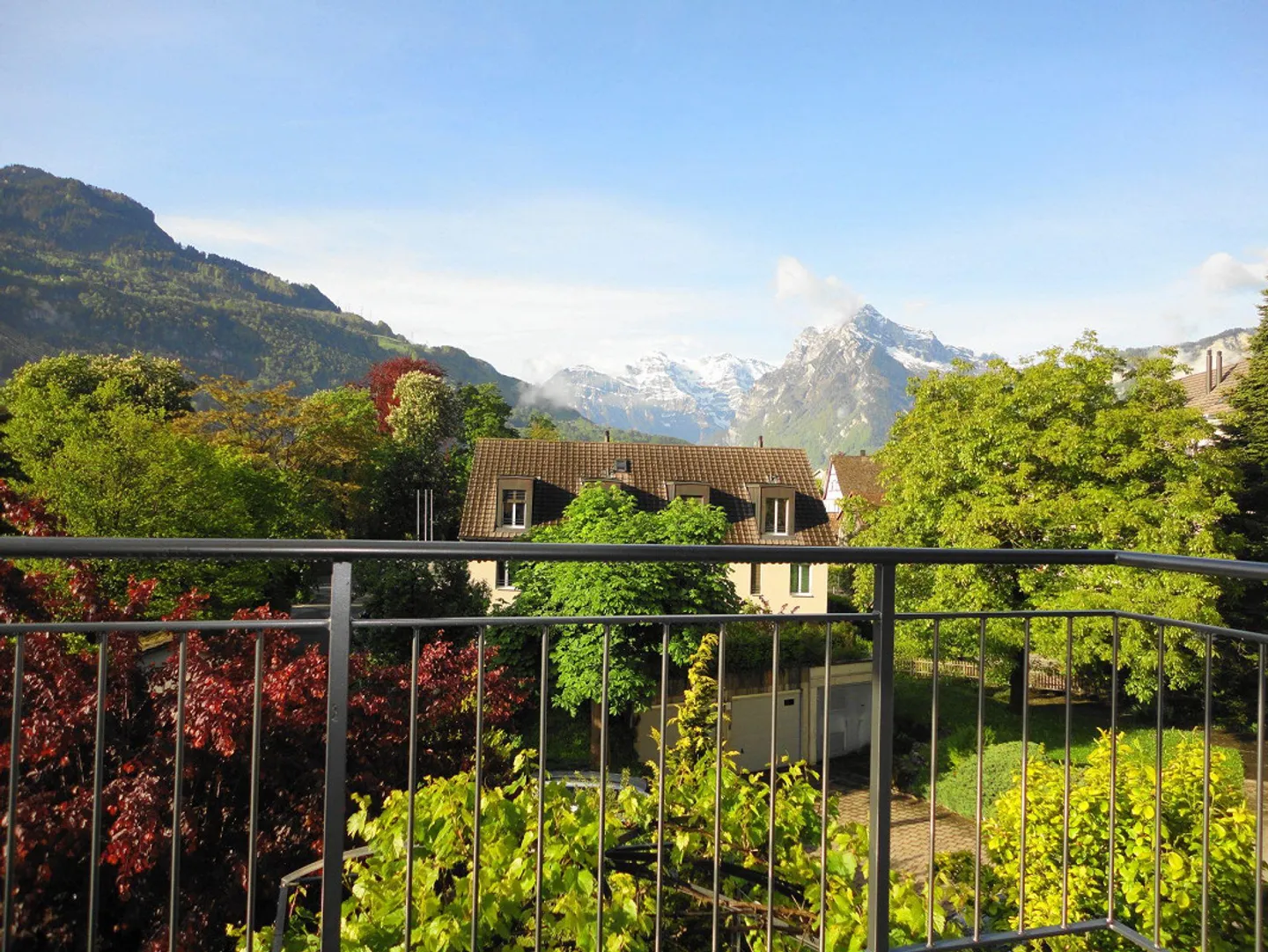 Living with Style - Beautiful 4.5 Room Apartment with Balcony - Photo 13 of 13