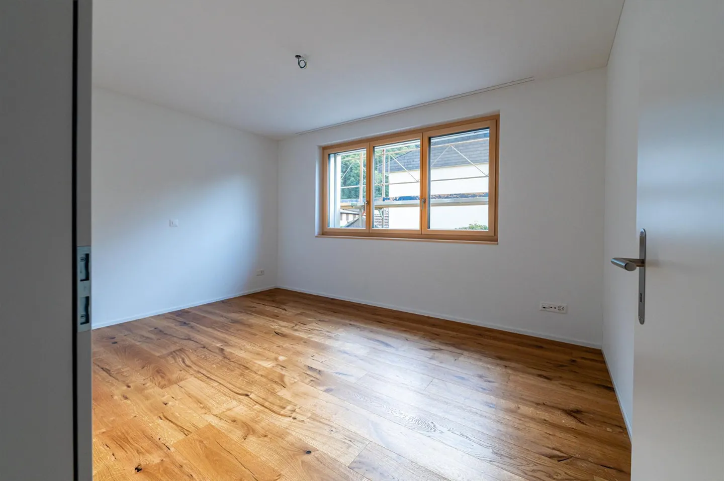 Appartamento giardino di nuova costruzione di 4,5 stanze - Foto 9 di 11