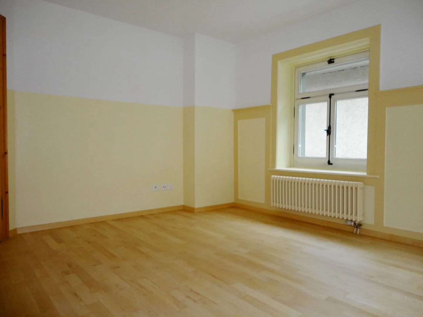 Living with Style - Beautiful 4.5 Room Apartment with Balcony - Photo 7 of 13