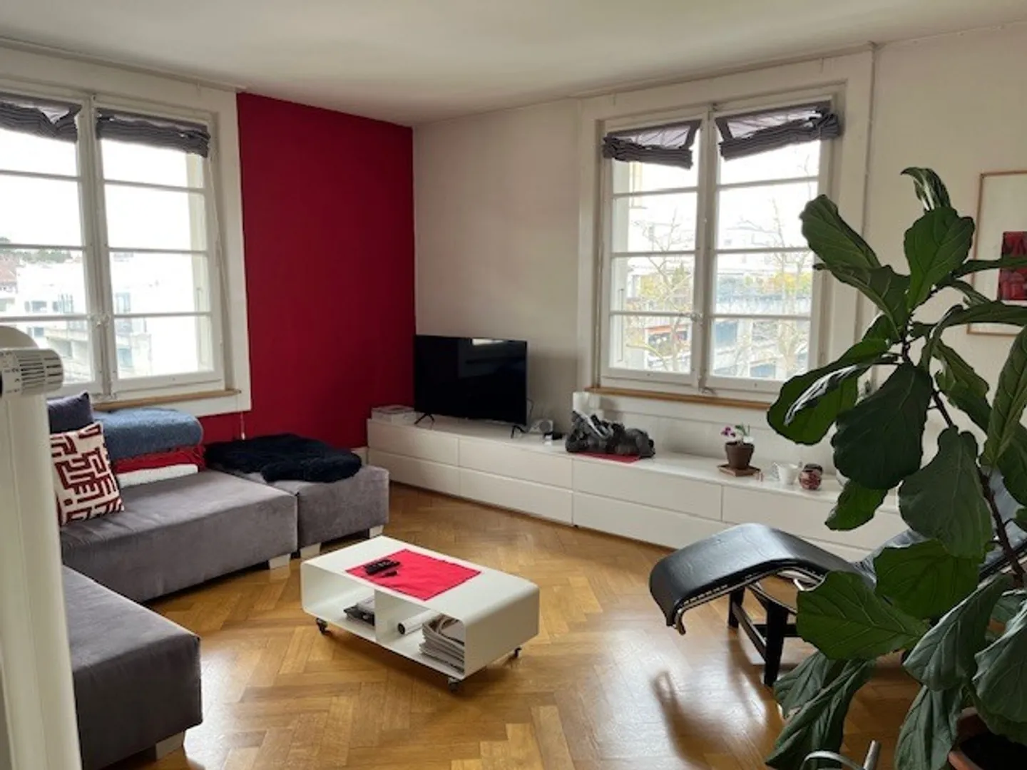 APPARTAMENTO 2 STANZE A BERN - LÄNGGASSE, ARREDATO, TEMPORANEO - Foto 1 di 10