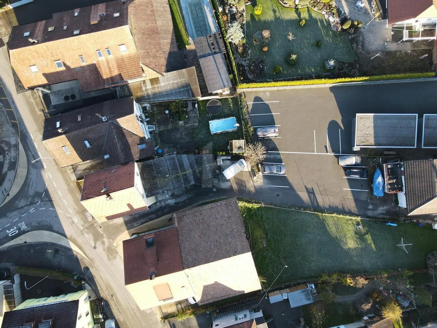 SOLID RETURN IN A CENTRAL LOCATION - Photo 3 of 6