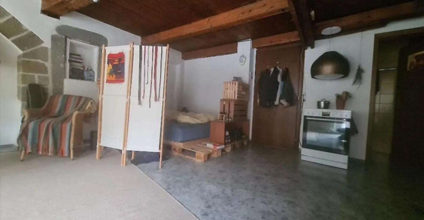 Edificio ad uso misto in affitto - Foto 1 di 6