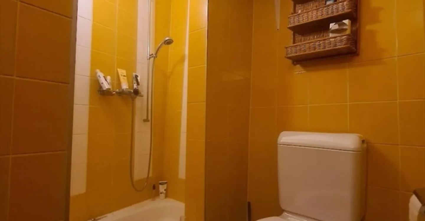 Edificio ad uso misto in affitto - Foto 4 di 6