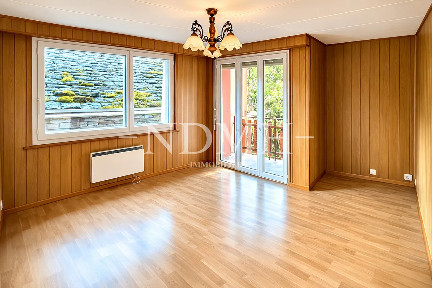 Appartement spacieux de 4,5 pièces au cœur du village - Photo 1 sur 8