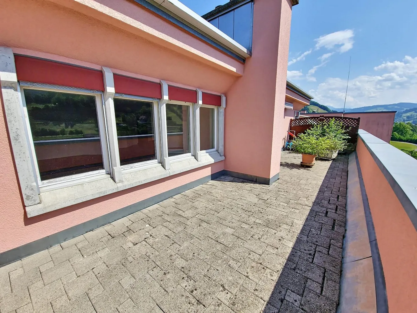 Appartamento accogliente di 5,5 stanze in affitto - Foto 6 di 11