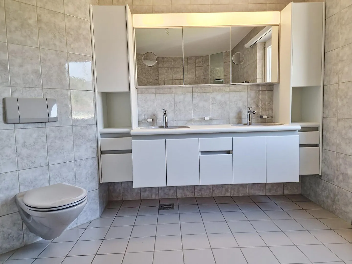 Appartamento accogliente di 5,5 stanze in affitto - Foto 10 di 11