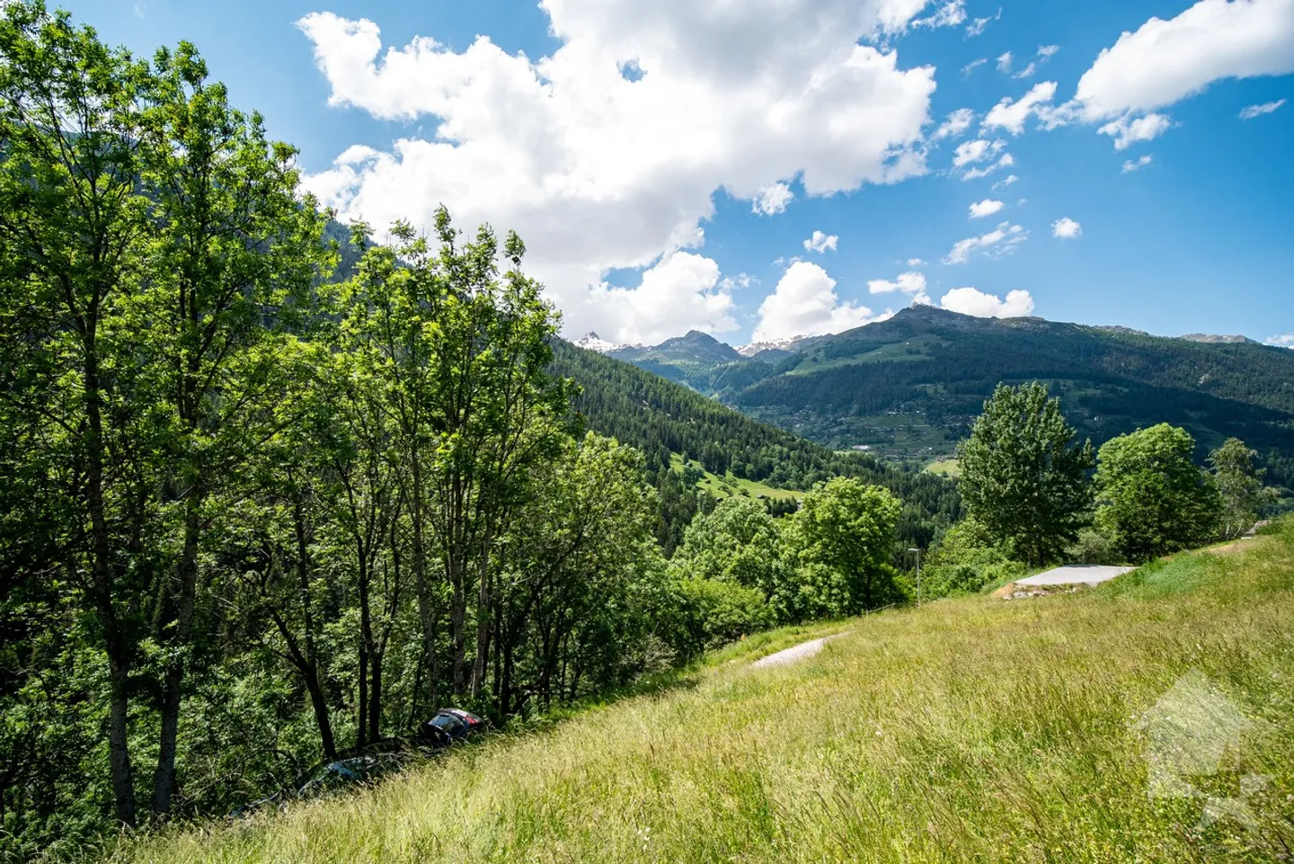 Splendido terreno edificabile per residenza principale - Foto 7 di 9