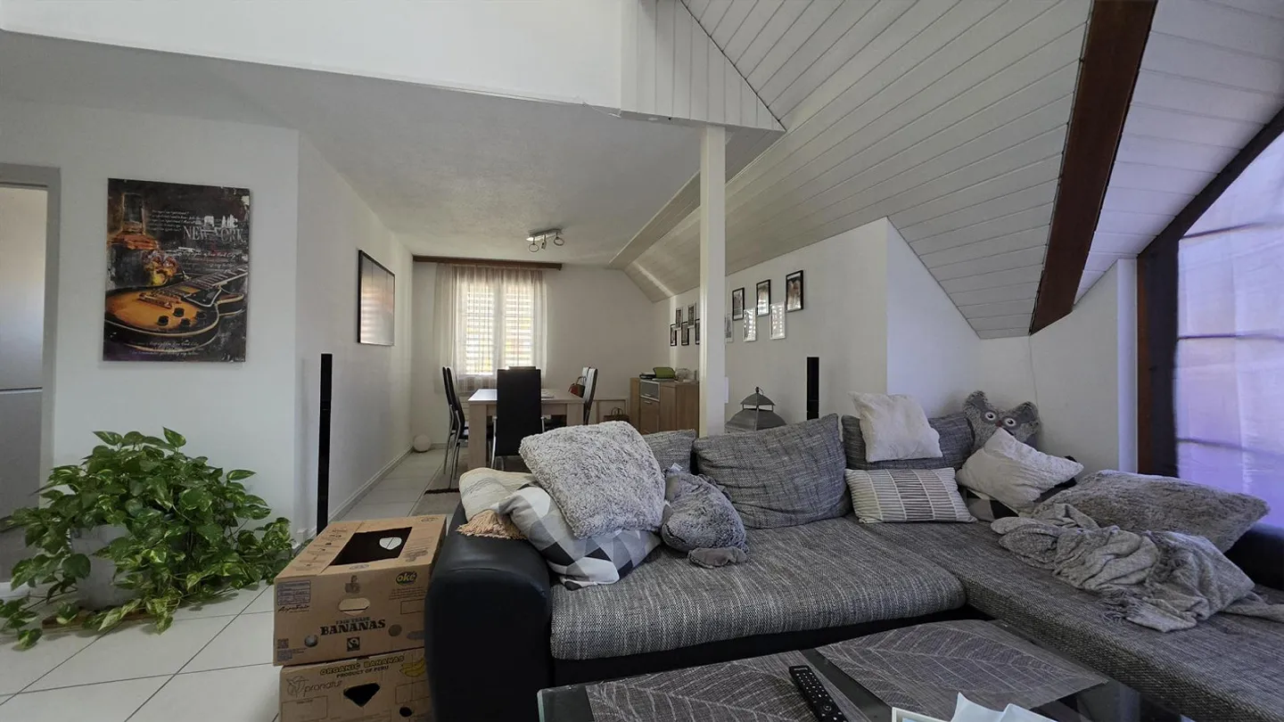 Charmante 4.5 Zimmer Wohnung - Foto 6 von 13