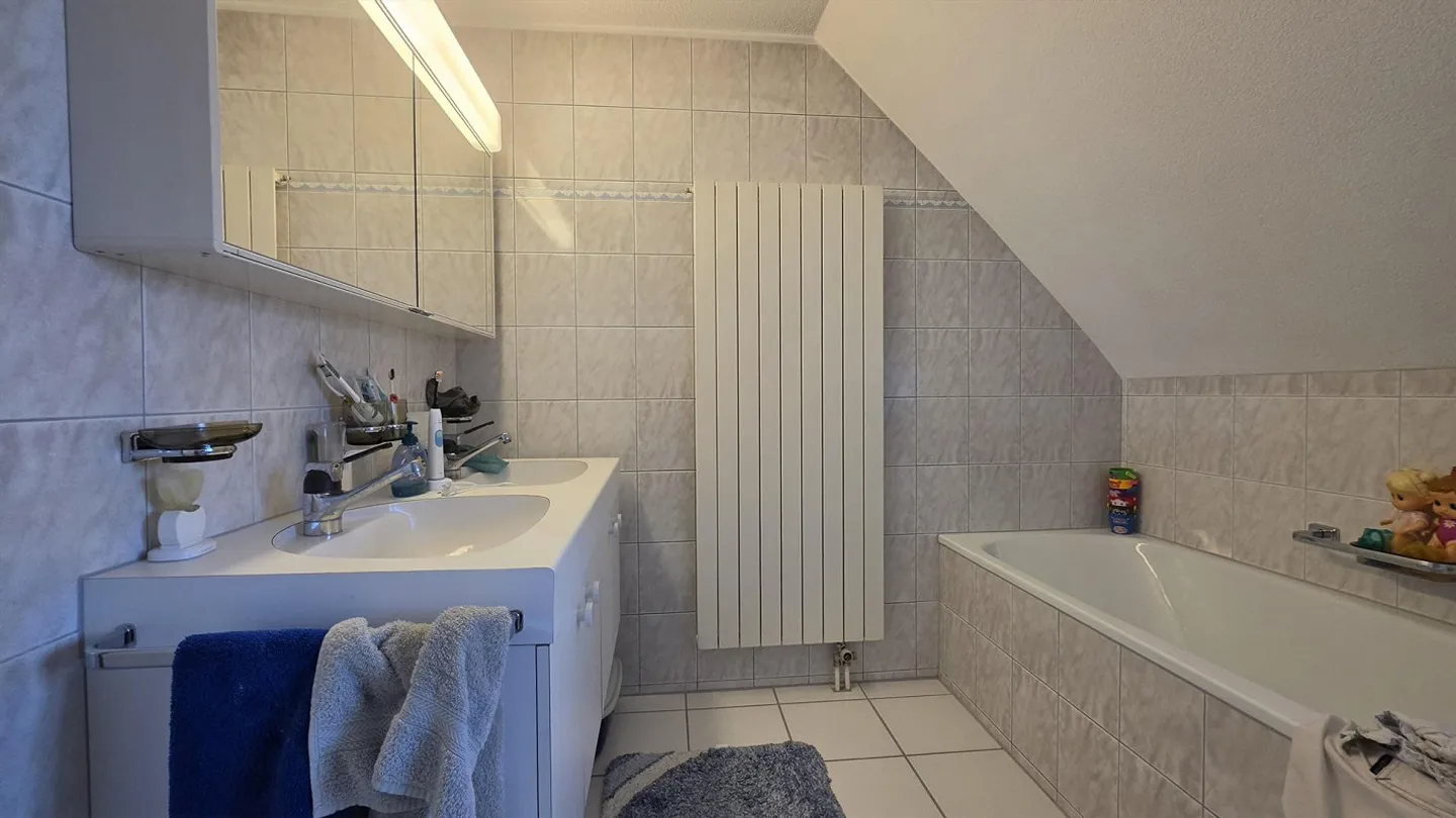 Charmante 4.5 Zimmer Wohnung - Foto 8 von 13