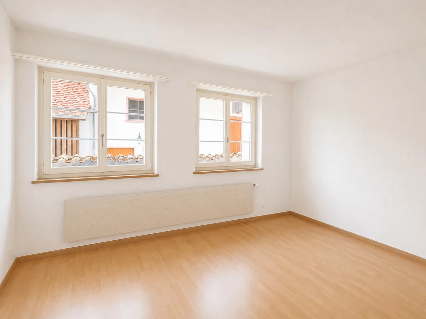 Helle, grosszügige Wohnung in Bretzwil - Foto 8 von 9
