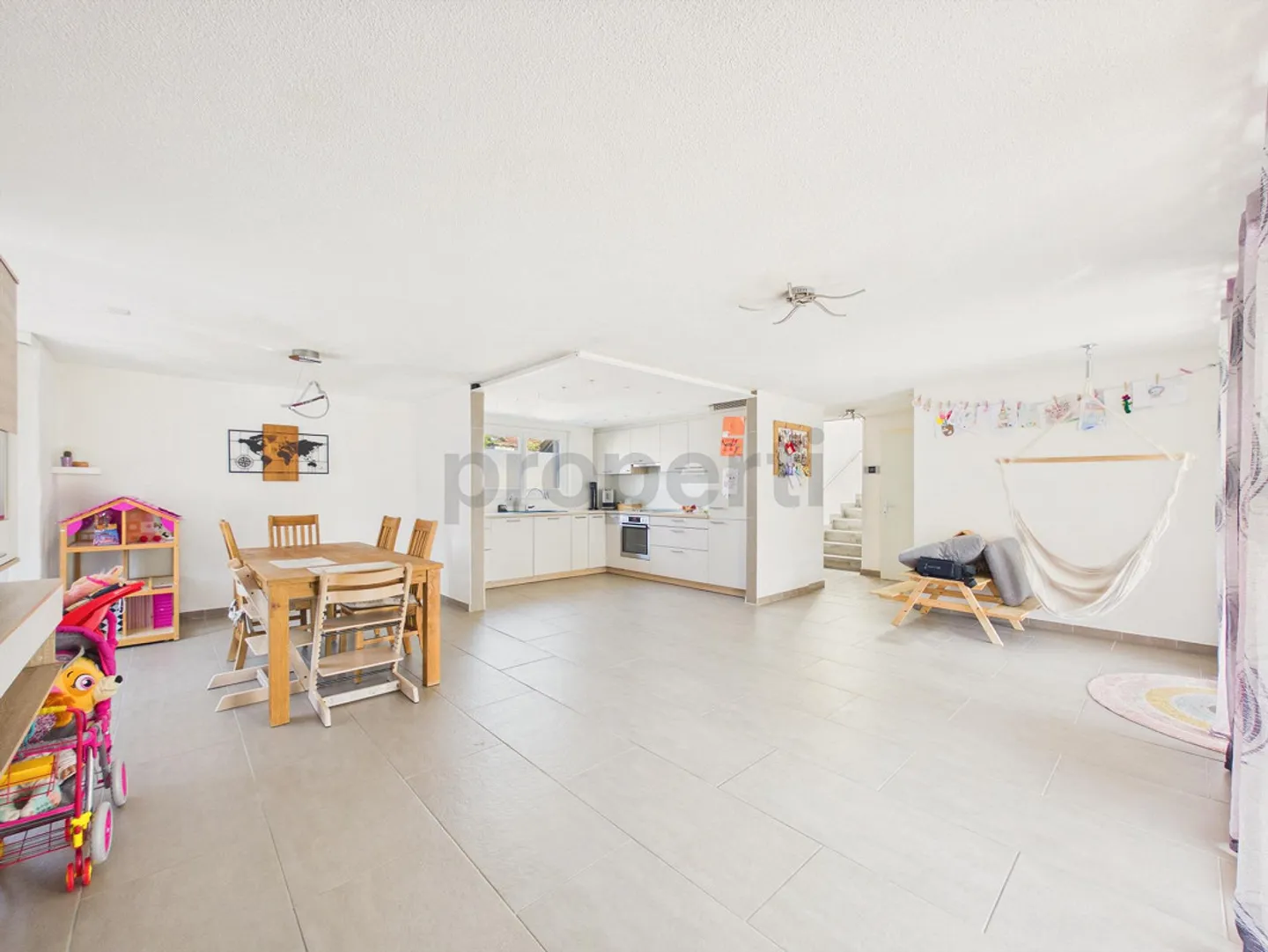 Modern 7.5-room single-family house with balcony, Au - Photo 2 of 14