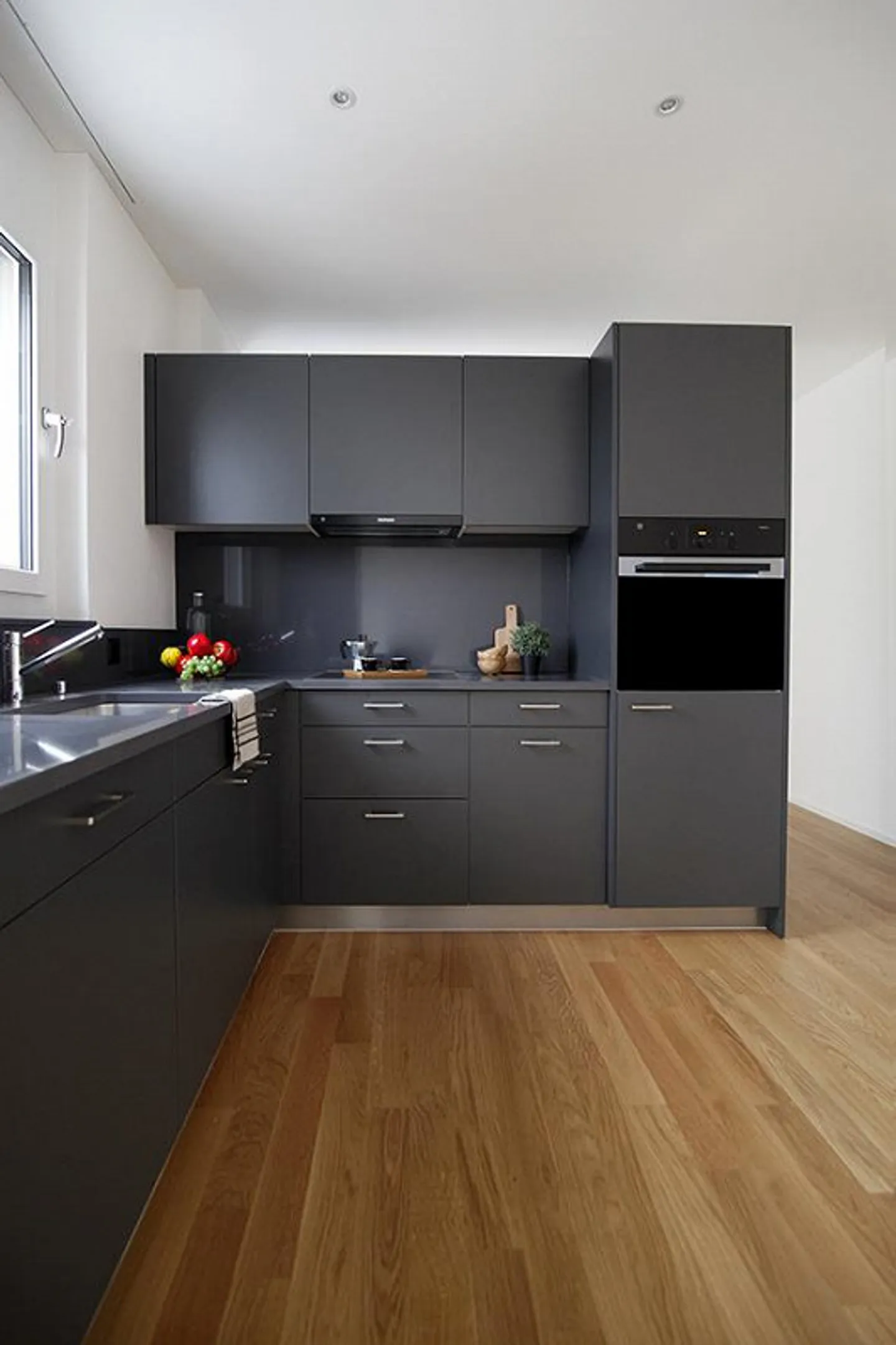 Appartement moderne avec balcon - Photo 3 sur 12