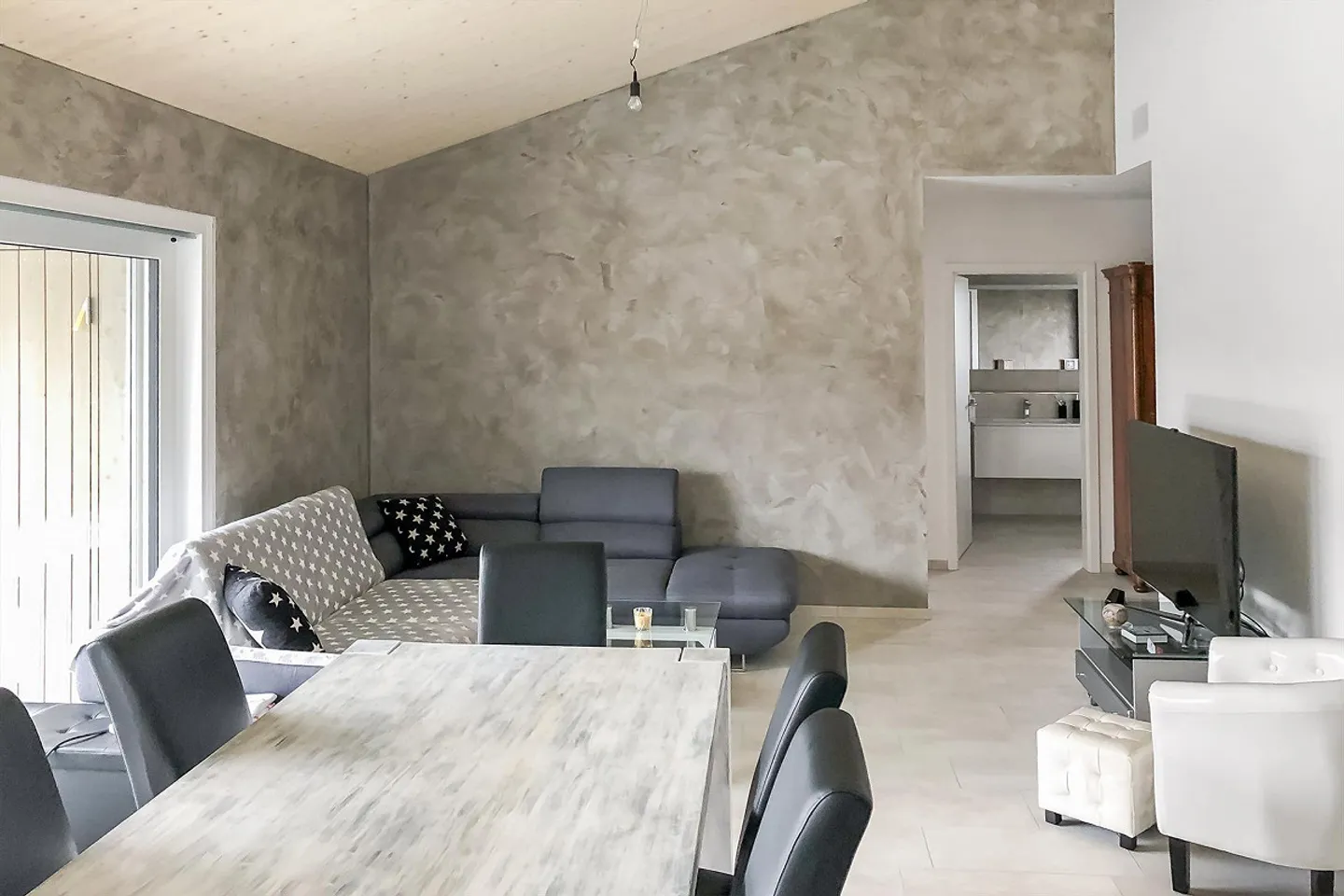 Elegante Minergie Wohnung - Foto 2 von 6