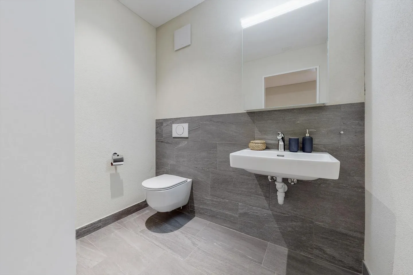 Apartment for rent - Photo 8 of 10