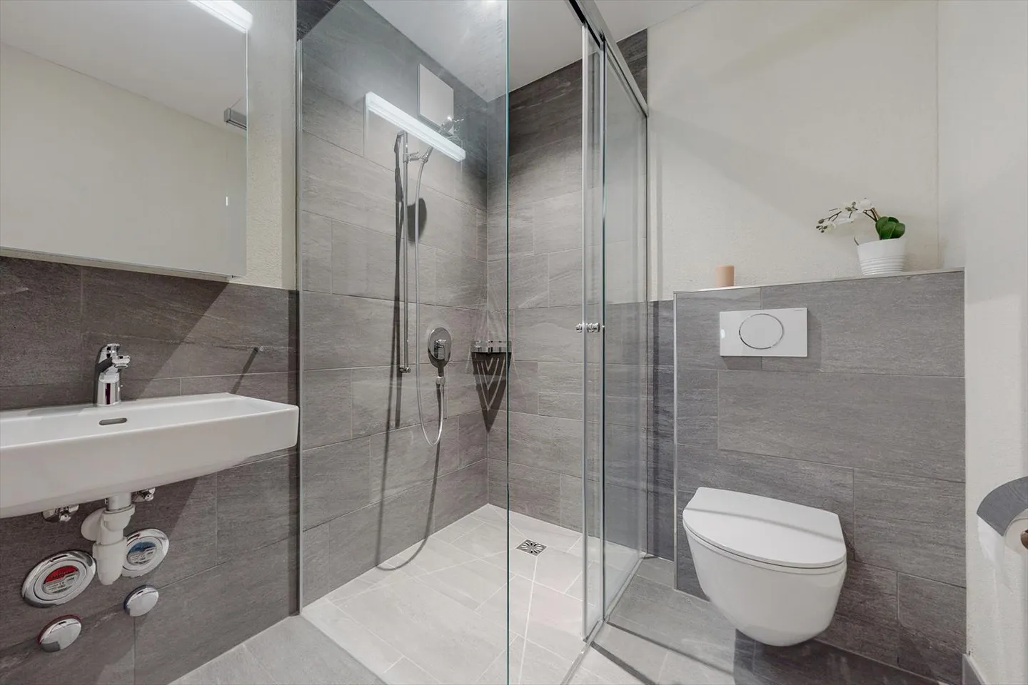 Apartment for rent - Photo 9 of 10