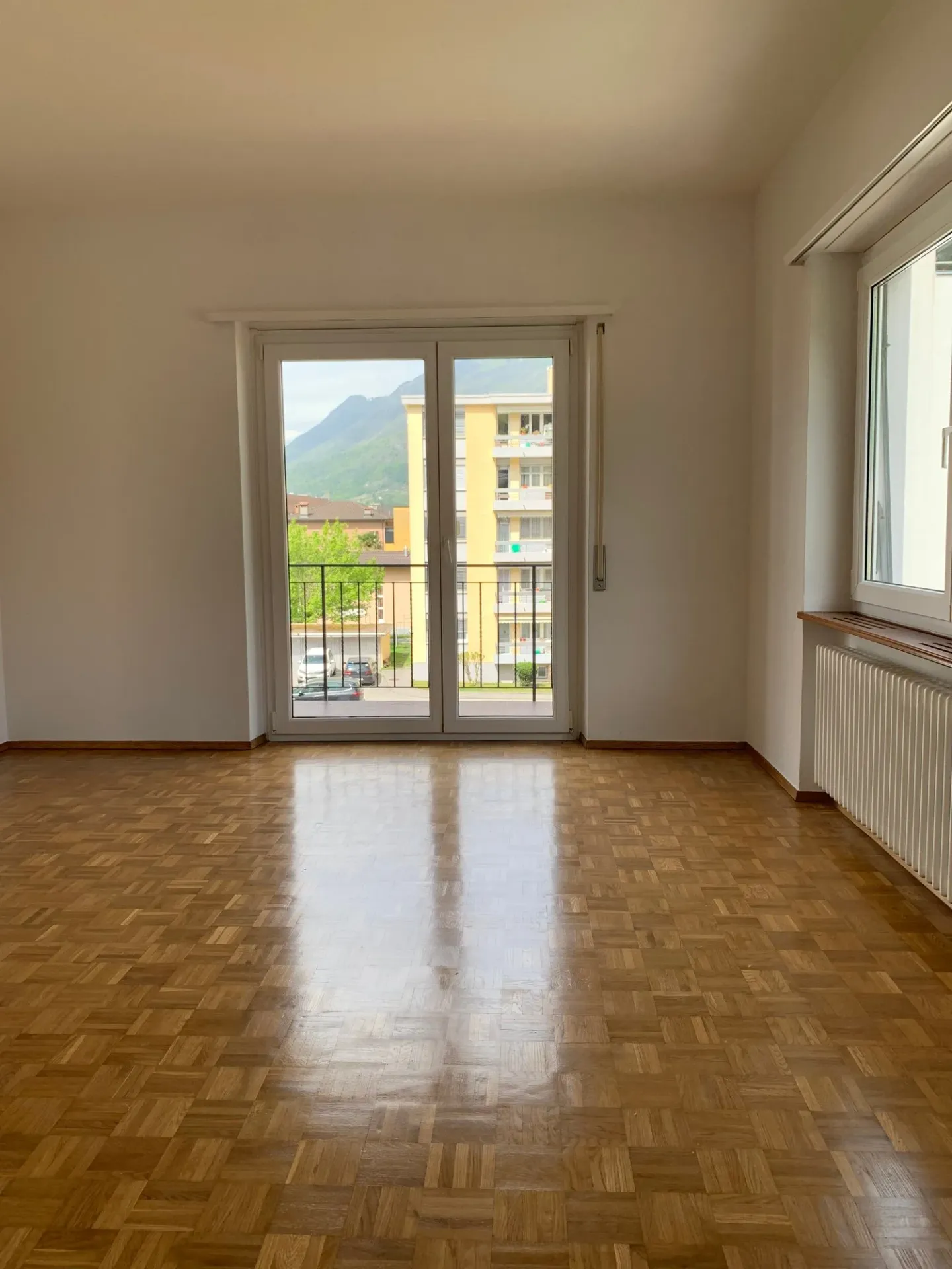 Appartamento spazioso a Giubiasco - Foto 3 di 21