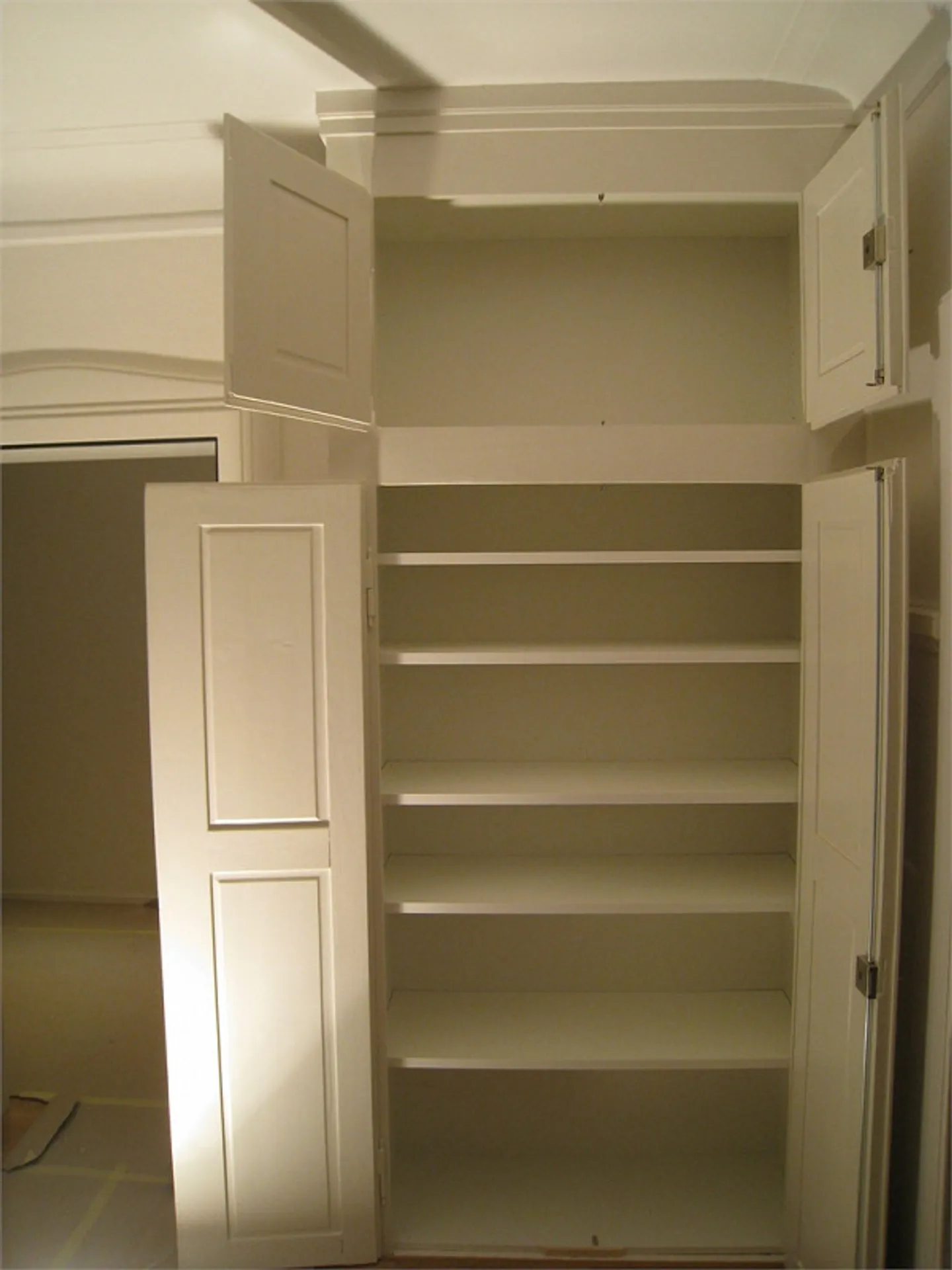 Completely Renovated 4.5-Room Art Nouveau Apartment - 3rd Floor - Photo 13 of 30