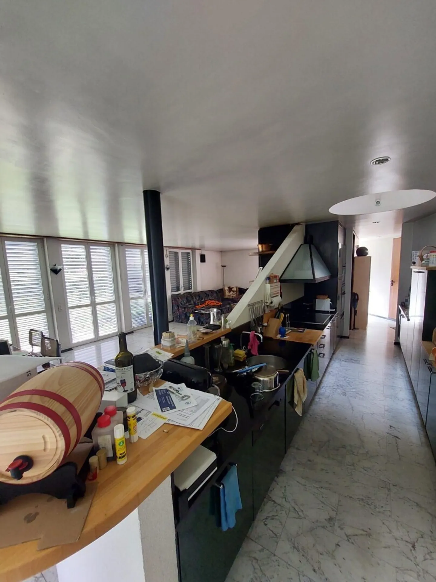 Moderne Villa mit Werkstatt - Foto 6 von 13