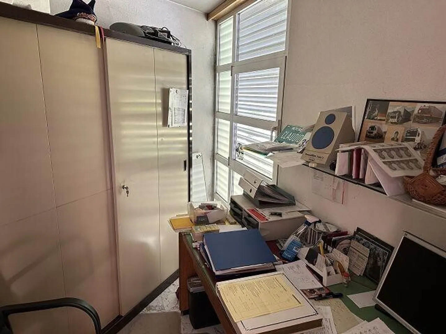 Moderne Villa mit Werkstatt - Foto 12 von 13