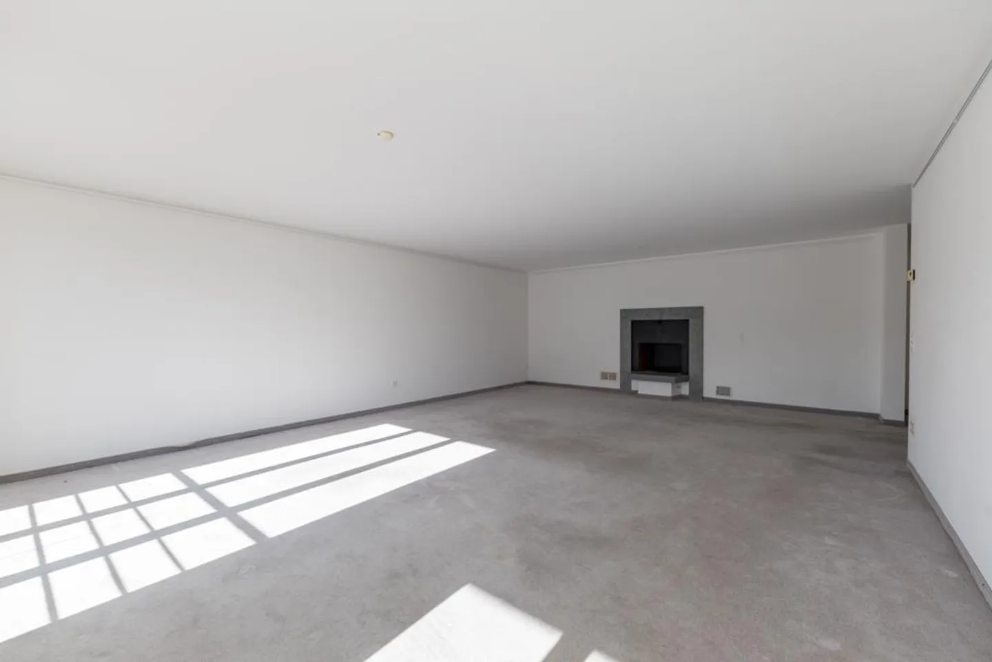 Sonnenverwöhnte Wohnung mit Balkon - Foto 2 von 8