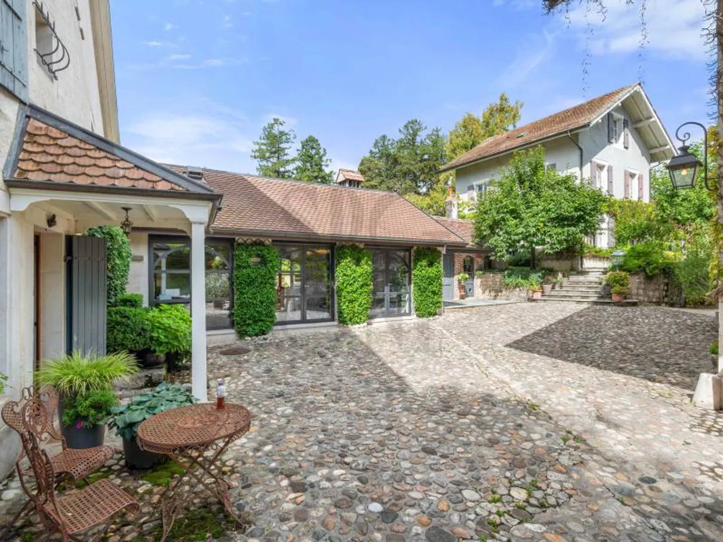 Raffinatezza e intimità nel cuore della Terra Santa - Foto 1 di 9