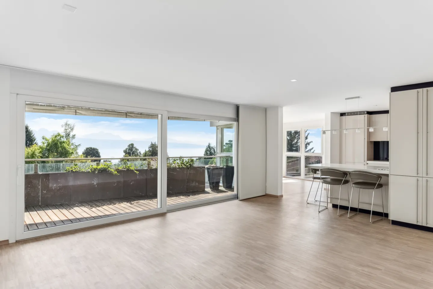 Appartamento elegante con vista eccezionale sul lago - Foto 1 di 11