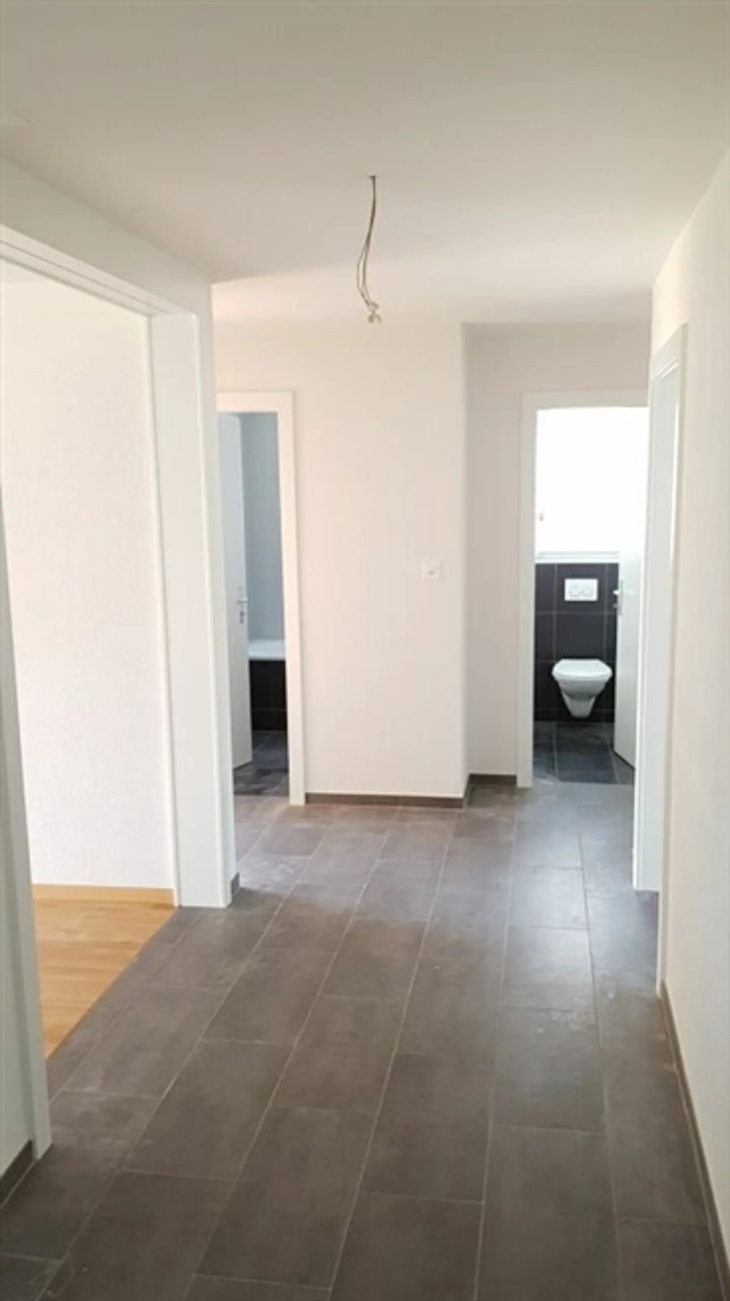 «Wunderschöne 4-Zimmer-Wohnung, 2024 in einer ruhigen Gegend renoviert!» - Foto 8 von 9