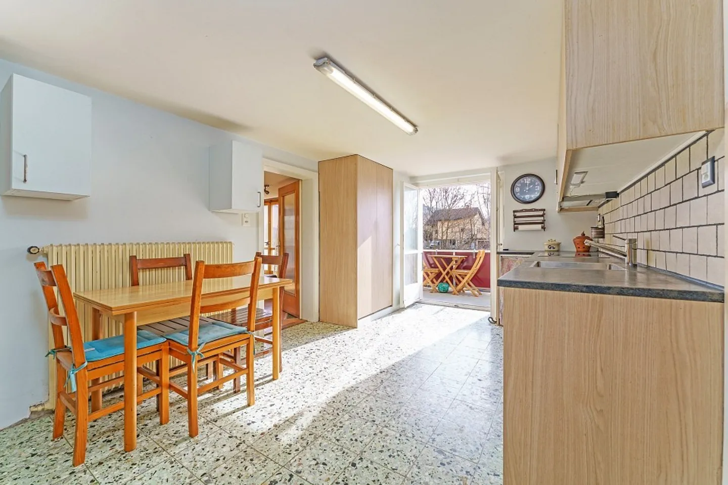 Maison Familiale Spacieuse à Vauderens - Photo 5 sur 13