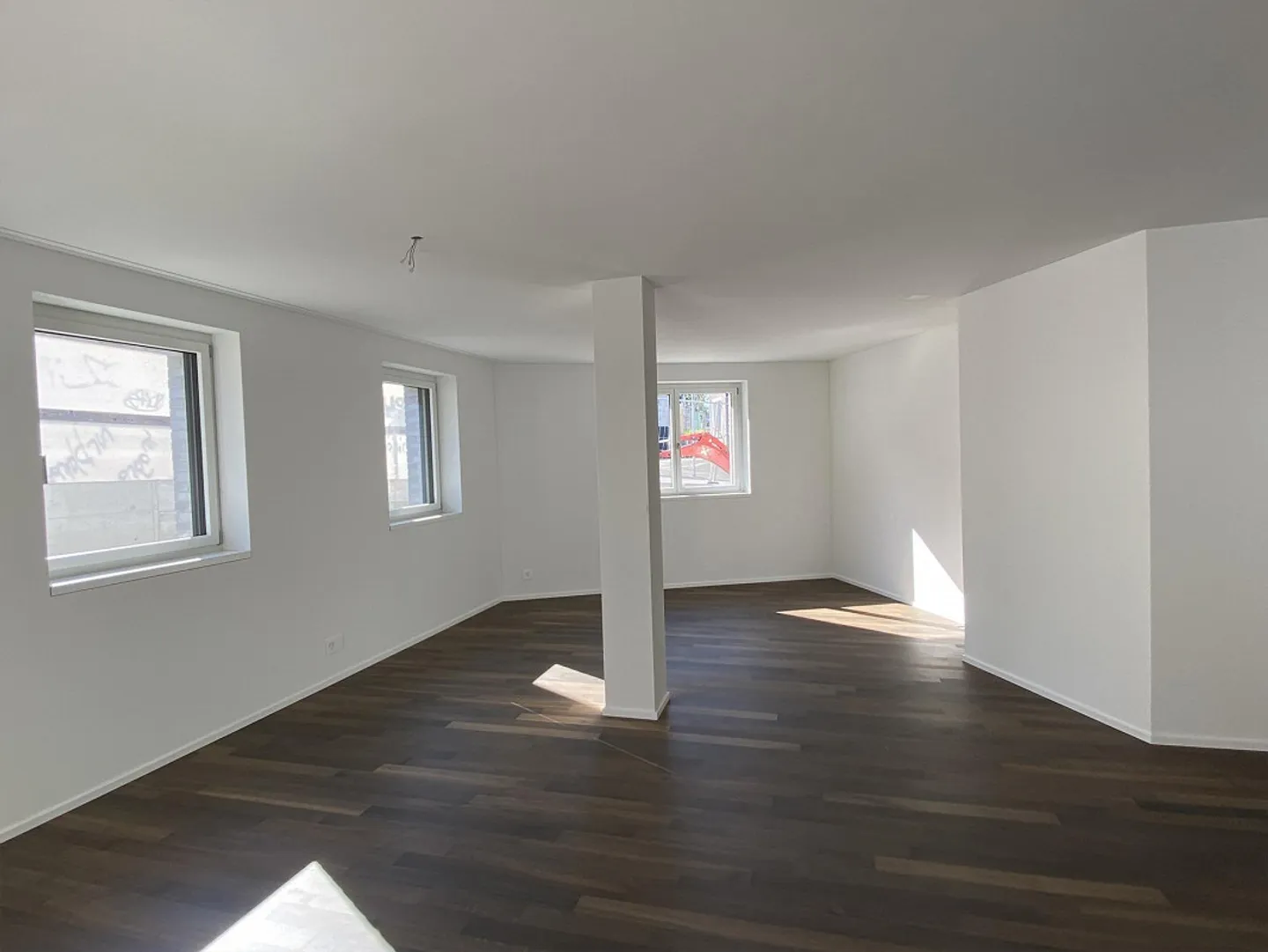 Moderne Bürofläche in Neubau im Kreis 6 - Foto 2 von 7