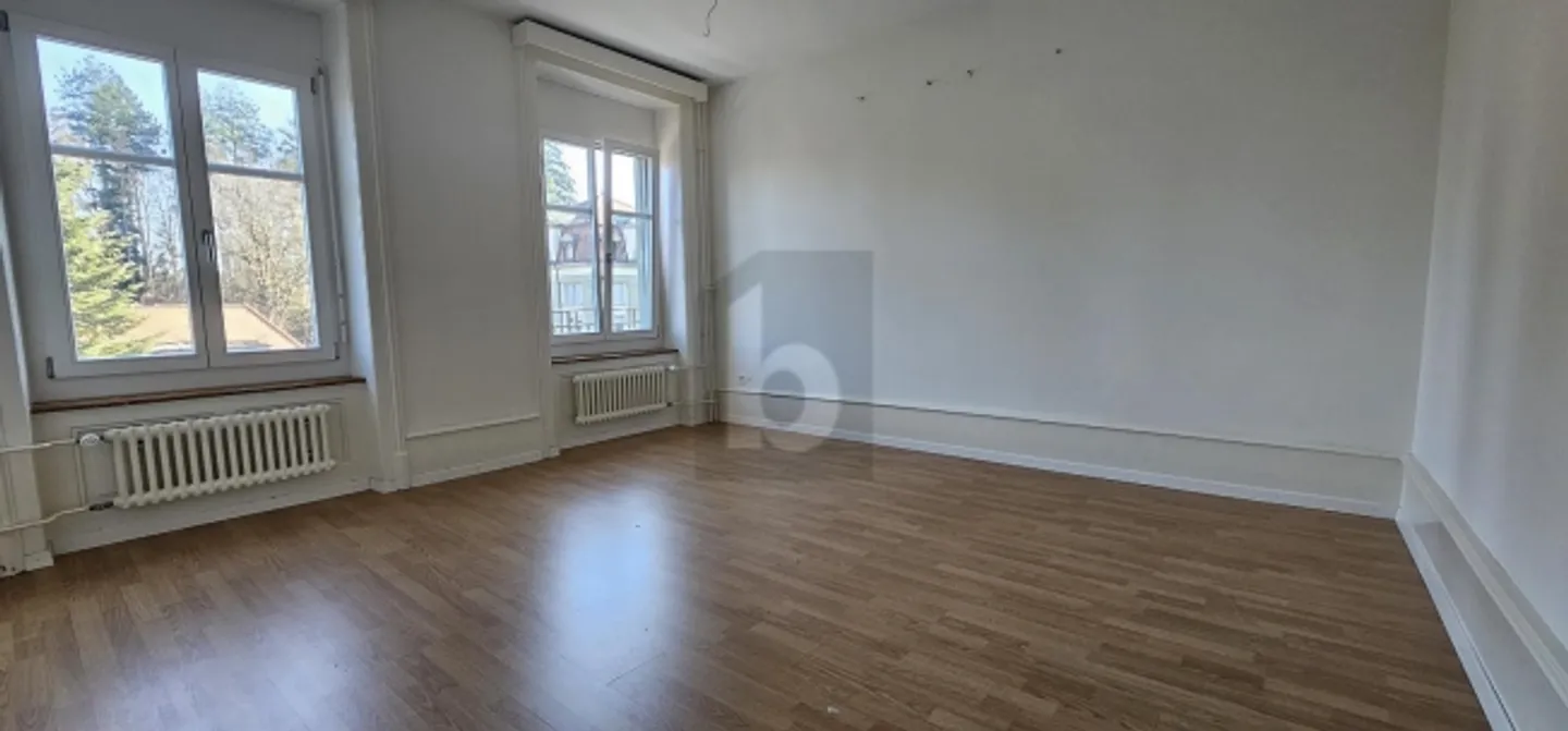 Ideale posizione sulla strada Pérolles - Foto 3 di 6