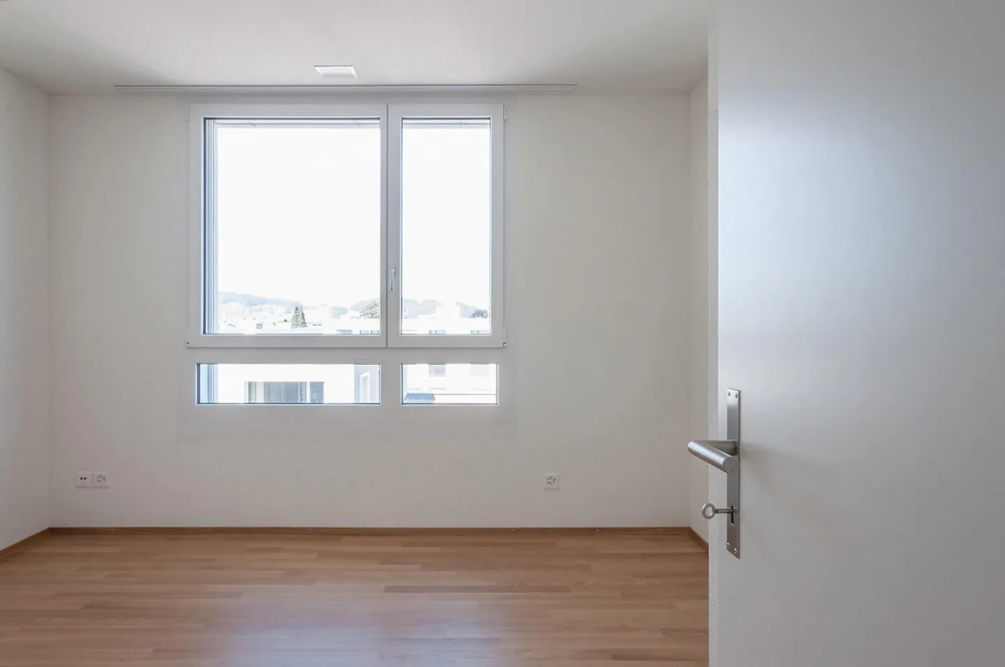 Home Sweet Home - Quiet Location Yet Central - Photo 7 of 11