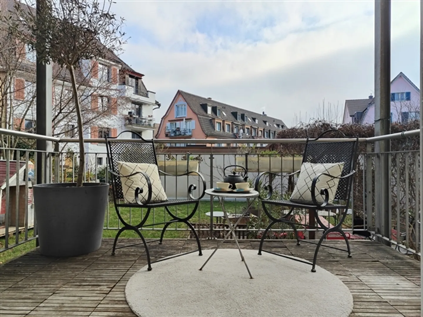 3-room apartment in Zurich - District 10, furnished, temporary - Photo 1 of 9