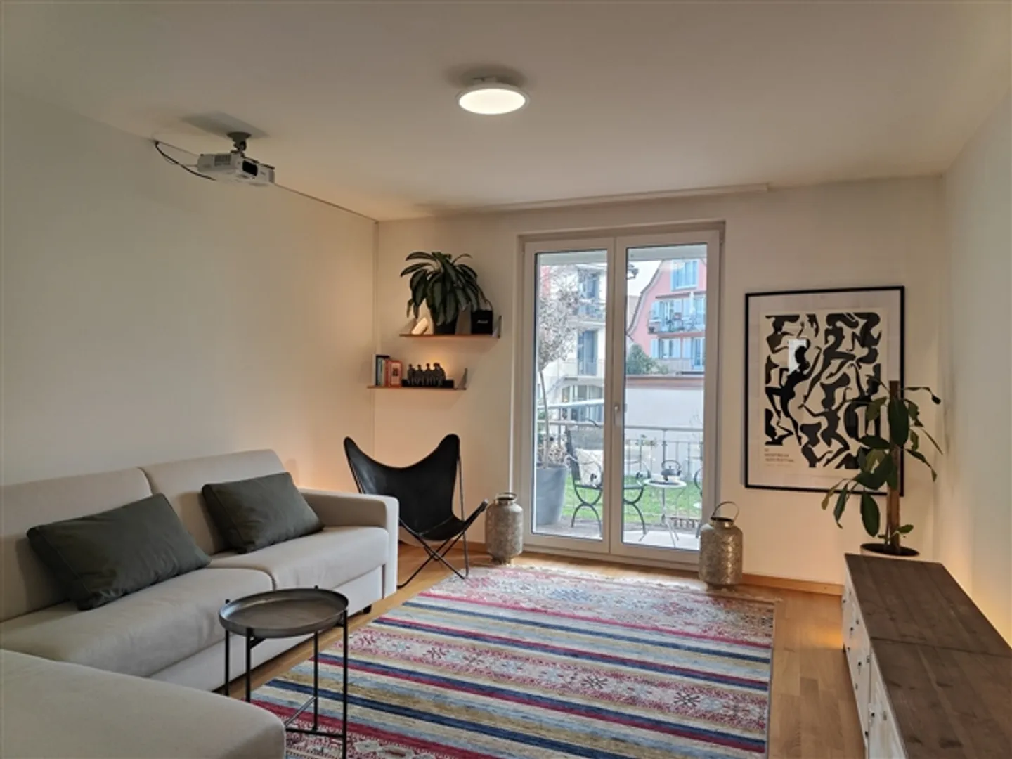 3-room apartment in Zurich - District 10, furnished, temporary - Photo 2 of 9