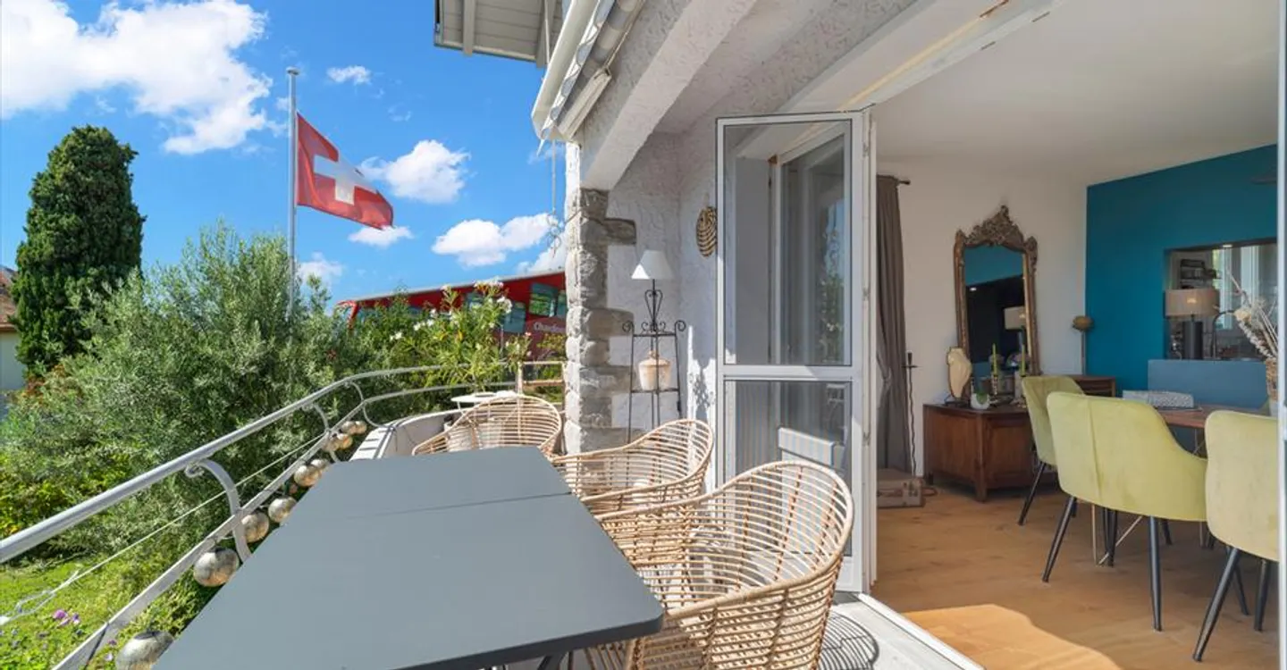 Charming Detached House in Chardonne - Photo 9 of 13