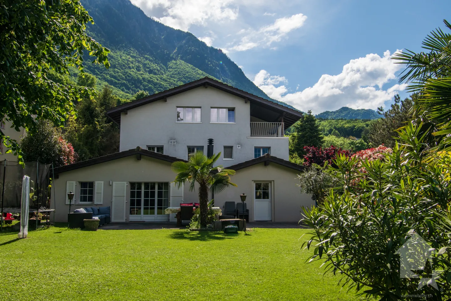 Magnifica villa con due appartamenti a Bouveret - Foto 13 di 13