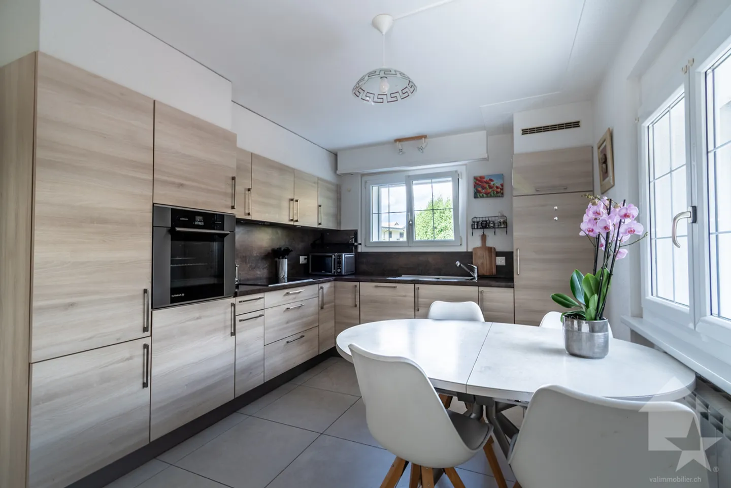 Magnifica villa con due appartamenti a Bouveret - Foto 6 di 13