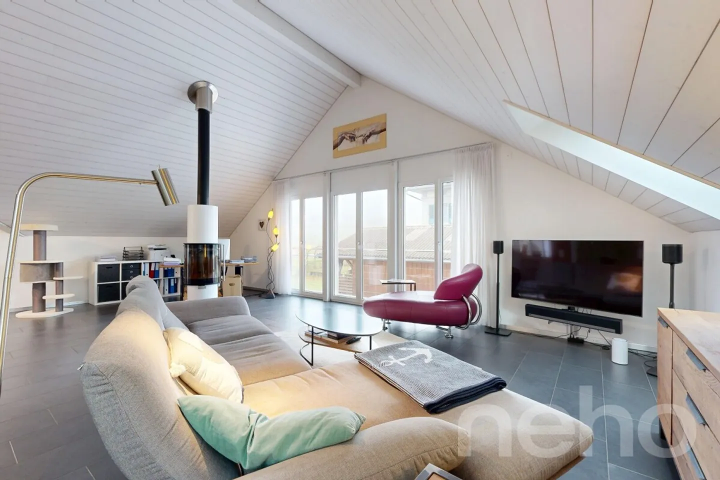 Moderne Attikawohnung mit Terrasse - Foto 2 von 12