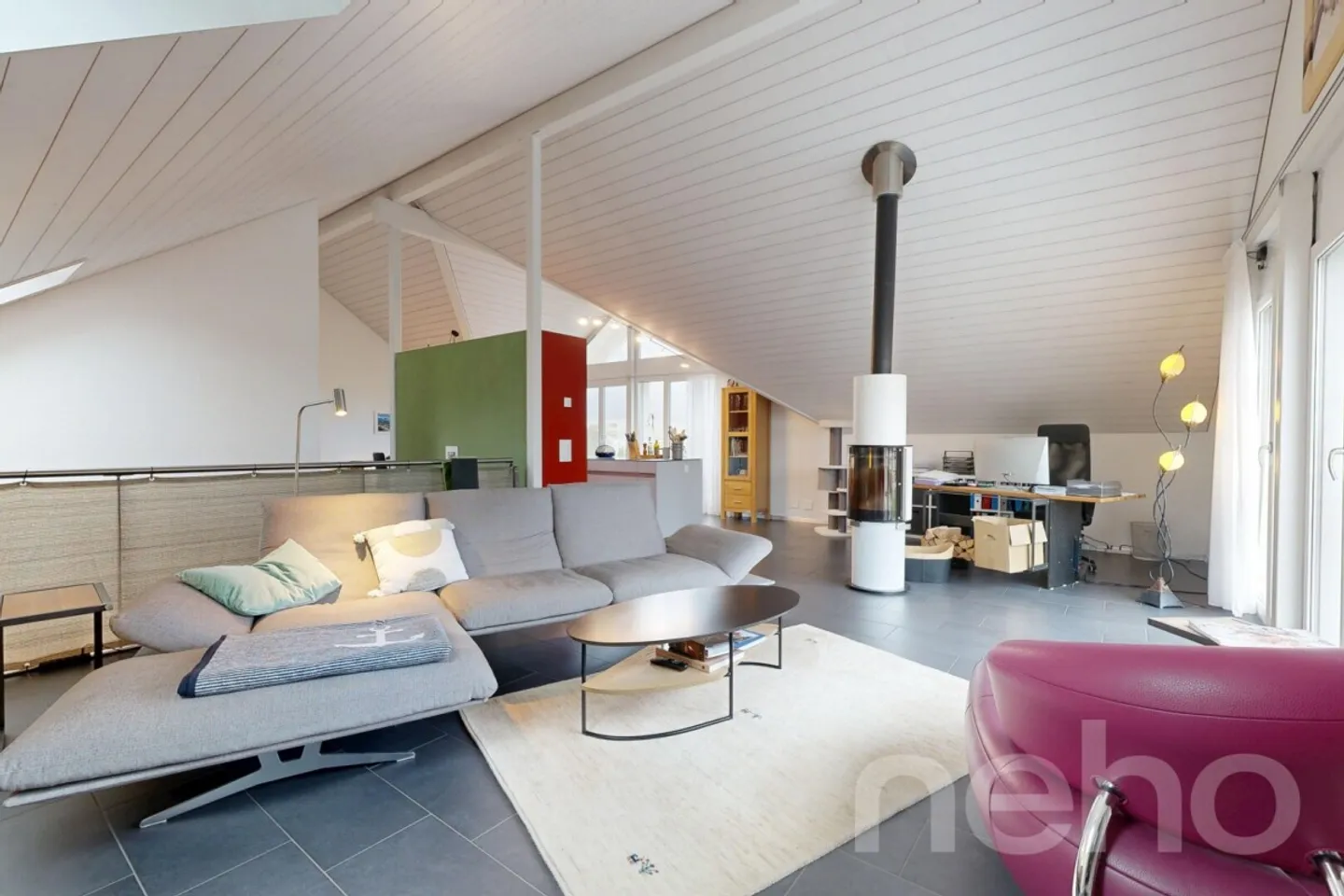 Moderne Attikawohnung mit Terrasse - Foto 3 von 12