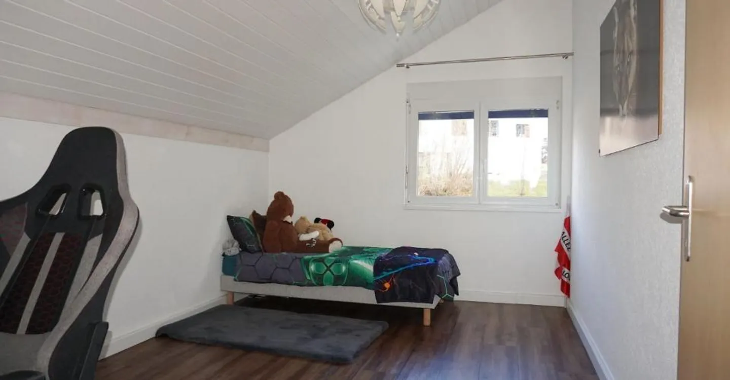 ARI-251 - Geräumige umweltfreundliche Familienvilla (PAC) in der begehrten Nachbarschaft - Foto 10 von 13