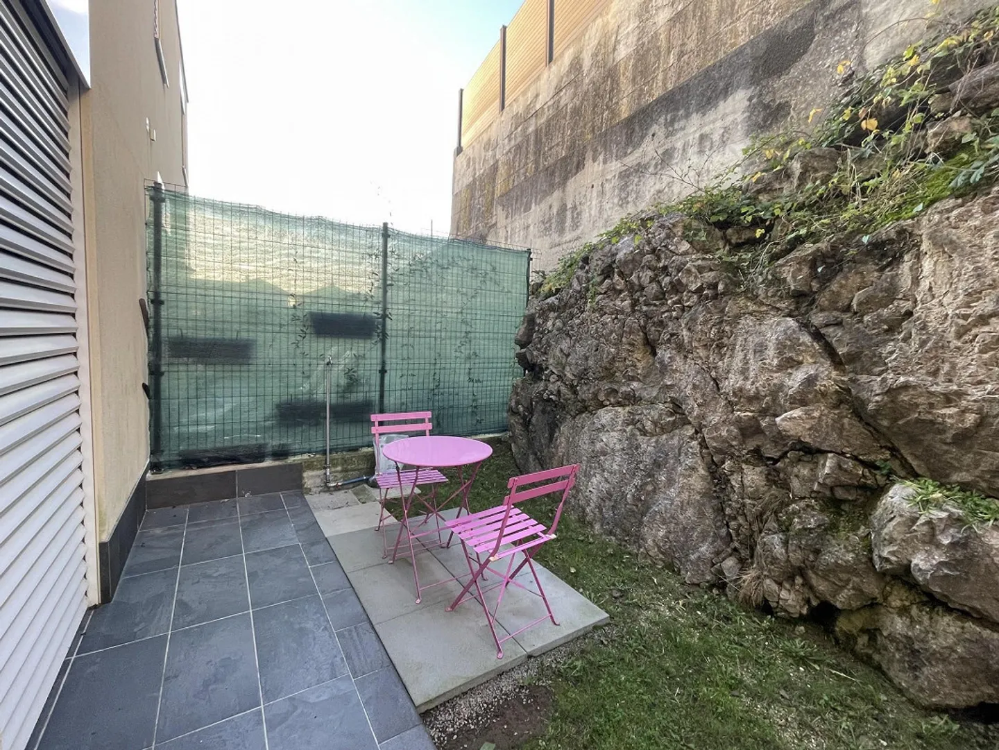 MODERNA ED AMPIA VILLETTA 4.5 IN AFFITTO AD ARZO - Photo 10 of 13